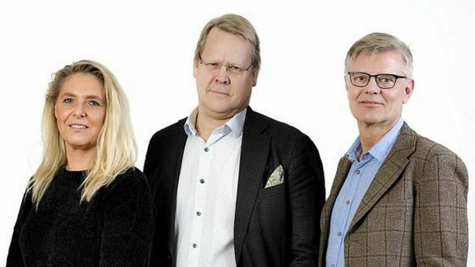 Lag & Avtals experter på arbetsrätt är Pia Attoff, advokat vid Attoff Law, Lars Bäckström, arbetsrättsjurist vid Almega, och Dan Holke, vd vid LO-TCO Rättsskydd. Foto: Pontus Lundahl / TT-Bild