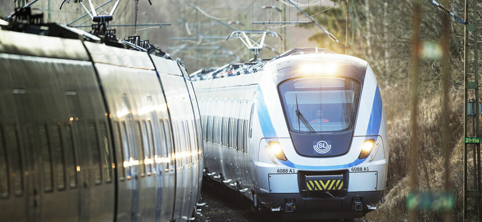 Pendeltågtrafiken i Stockholmsområdet drabbades av omfattande störningar på måndagen.