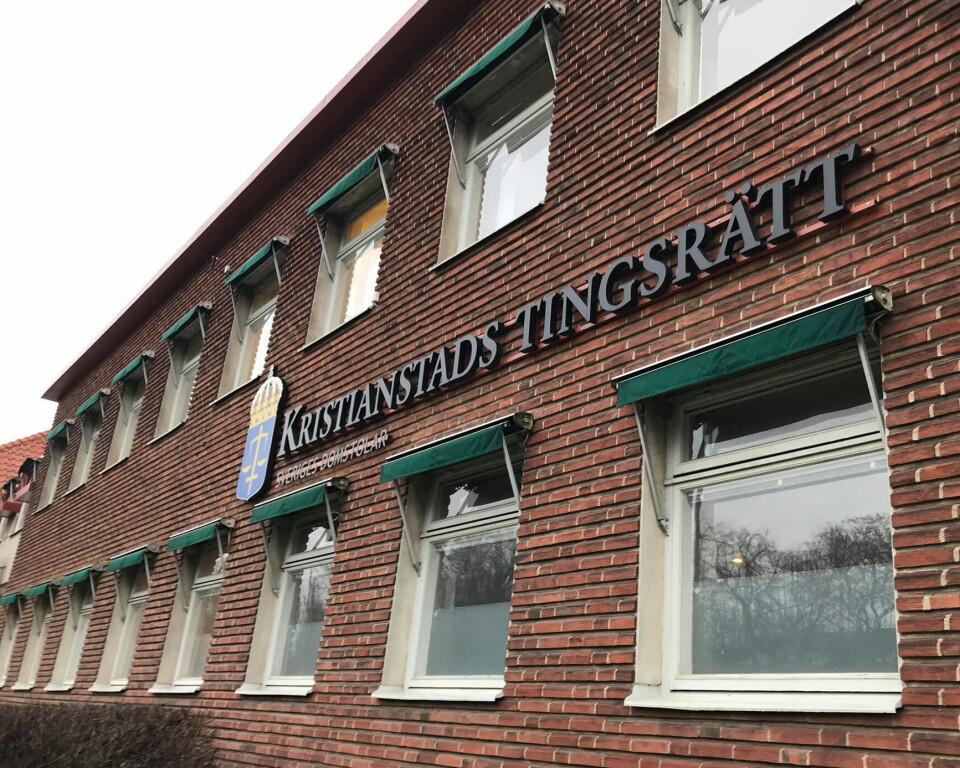 Kiaby Plåt och bygg i Skåne stäms till Kristianstad tingsrätt för ett högt fall från tak.