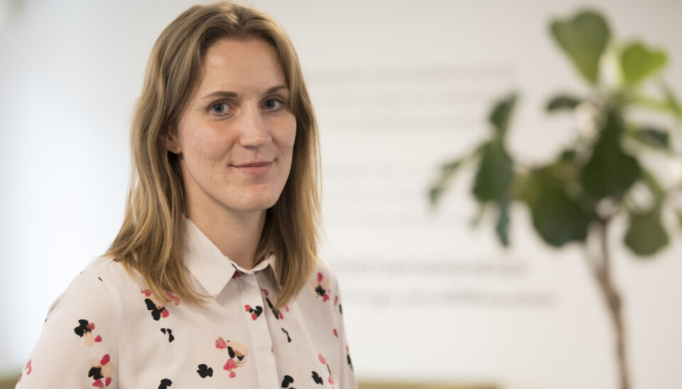 Bir qiz kamming porno video Rus onalar bilan jinsiy aloqa